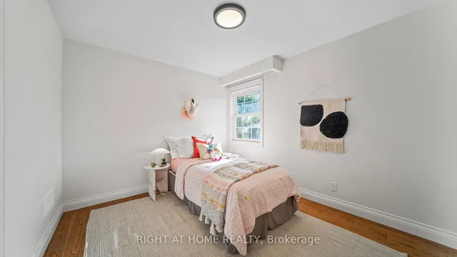 Additional image 21 of 17 Glen Meadow Crt