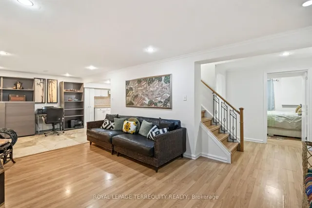 Additional image 39 of 50 Skyview Cres