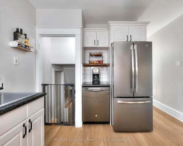 Additional image 20 of 33 Bloomingdale Rd