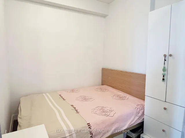 Additional image 7 of 840 Queens Plate Dr Unit 409