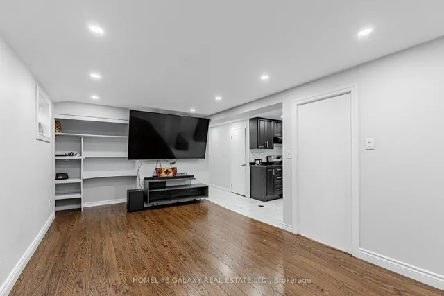 Additional image 24 of 43 Larkhall Ave
