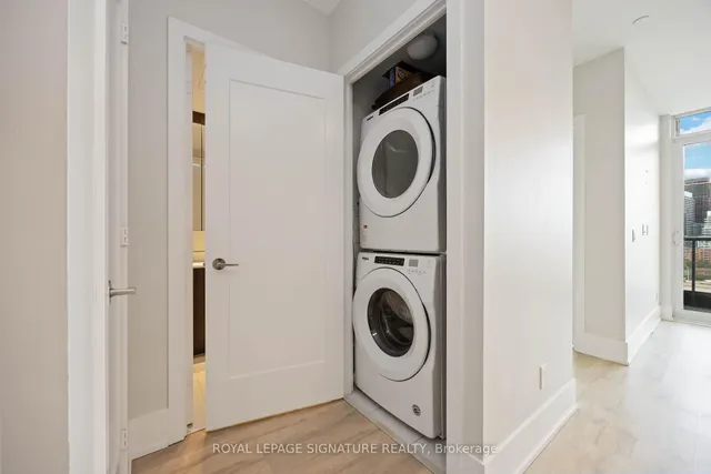 Additional image 17 of 1 Edgewater Dr Unit G PH 29