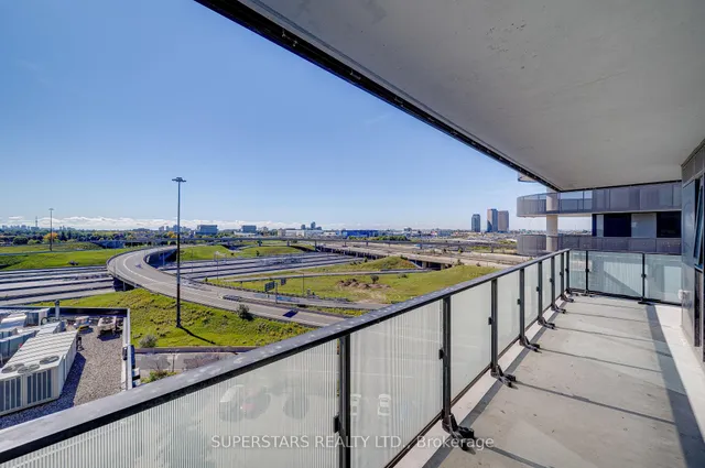 Additional image 21 of 8 Tippett Rd Unit 812