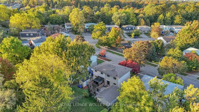 Additional image 41 of 110 Shadeland Cres