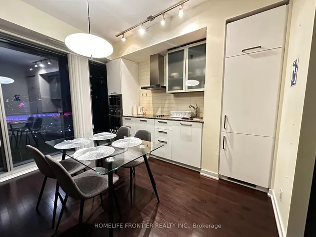 14 York St Unit 2406