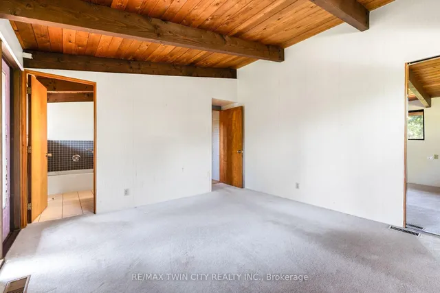 Additional image 25 of 121 Grand Hill Dr