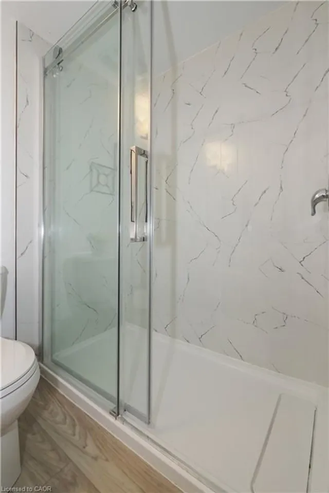 Additional image 42 of 50 Westmount Rd Unit 8