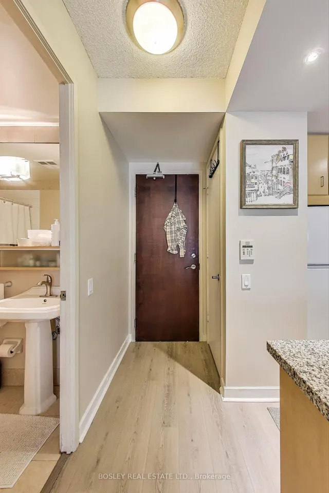 Additional image 2 of 85 Bloor St Unit 1007