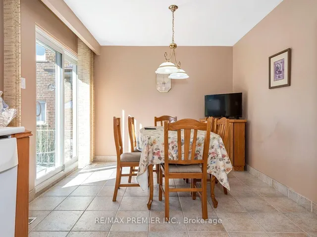 Additional image 17 of 33 Clair Rd