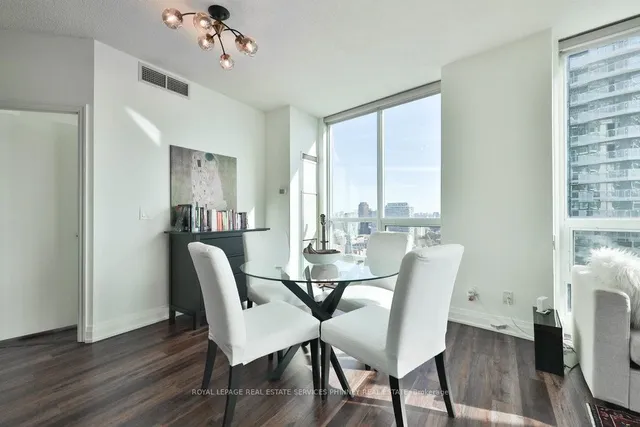 Additional image 9 of 16 Yonge St Unit 3109