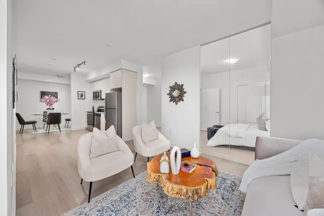 Additional image 5 of 859 The Queensway Unit 708