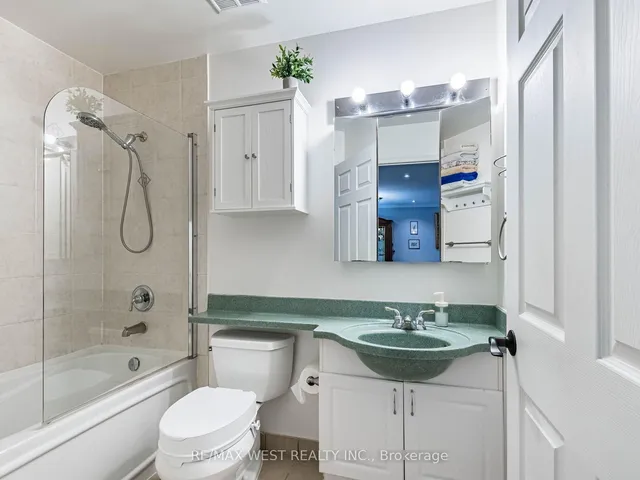 Additional image 30 of 9 Michael Power Pl Unit 101