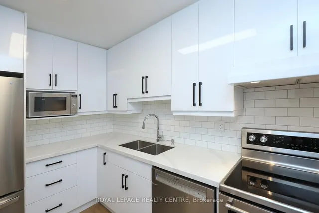 Additional image 6 of 551 The West Mall Unit 605