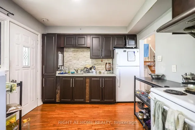 Additional image 9 of 3261 Lawrence Ave