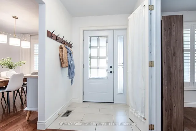 Additional image 5 of 271 Newbury Dr