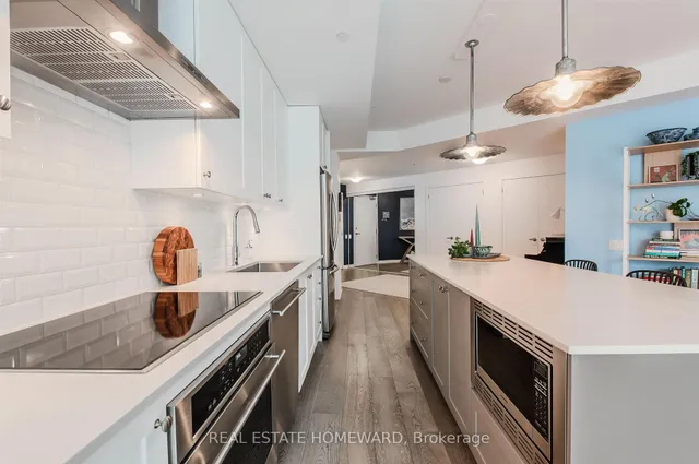 Additional image 5 of 38 Howard Park Ave Unit 424