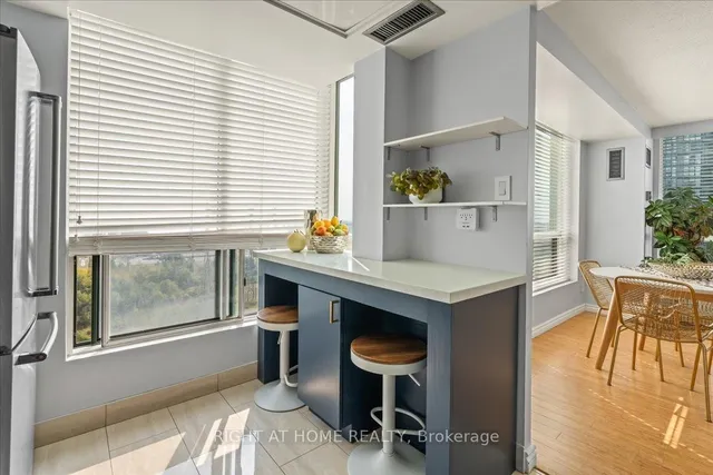 Additional image 7 of 101 Subway Cres Unit 1011