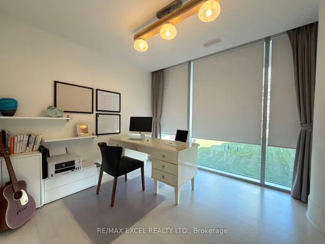 Additional image 8 of 29 Queens Quay Unit Th127