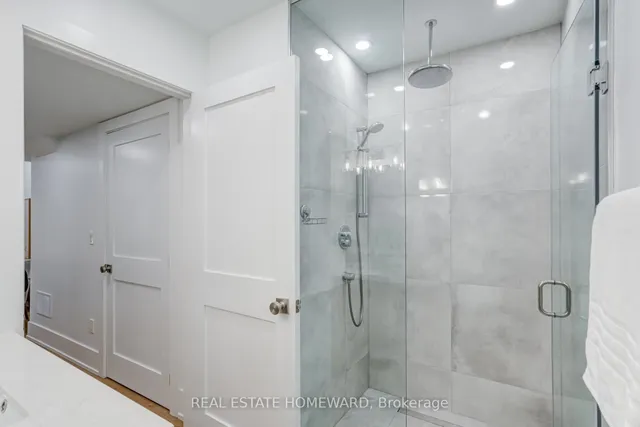 Additional image 34 of 46 Boulton Ave