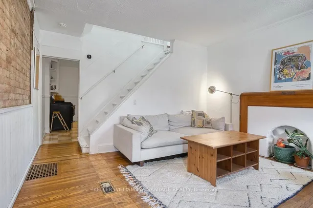 Additional image 5 of 32 Bartlett Ave