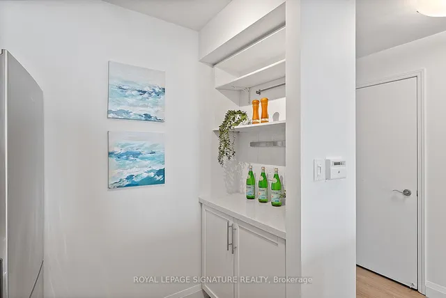 Additional image 39 of 410 Queens Quay Unit 1407