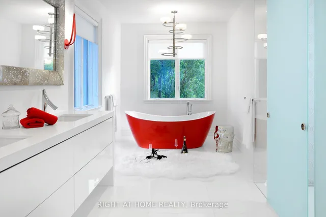 Additional image 23 of 1305 Royal York Rd