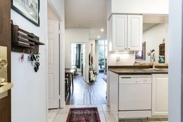 Additional image 11 of 195 Merton St Unit 111