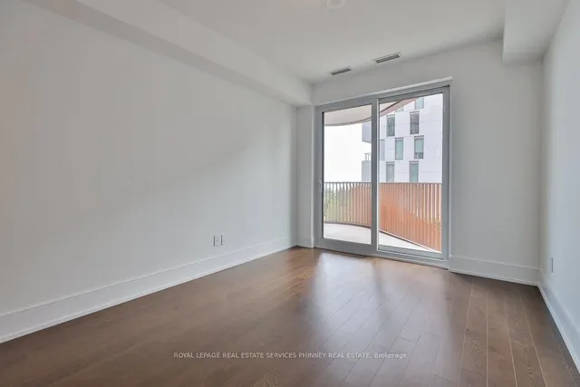 Additional image 29 of 155 Merchants' Wharf Unit 214