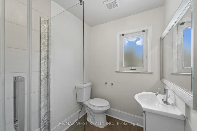 Additional image 23 of 38 Feltham Ave