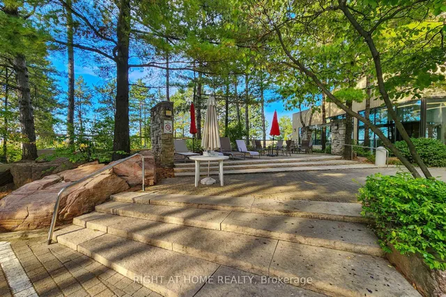 Additional image 38 of 85 Skymark Dr Unit PH1