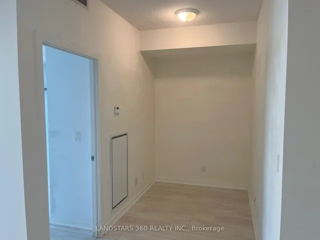 Additional image 5 of 150 East Liberty St Unit 502