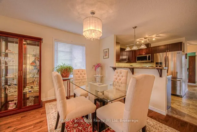 Additional image 12 of 970 Zeller Cres