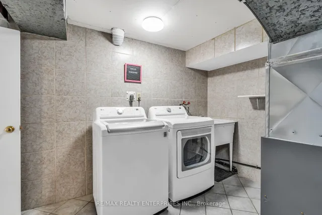 Additional image 42 of 79 Watney Cres