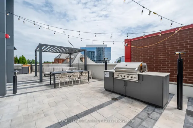 Additional image 29 of 15 Wellington St Unit 907