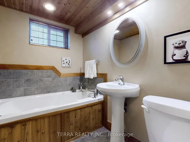 Additional image 28 of 40 Allanbrooke Dr