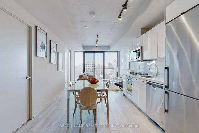 Additional image 8 of 458 Richmond St Unit 1601