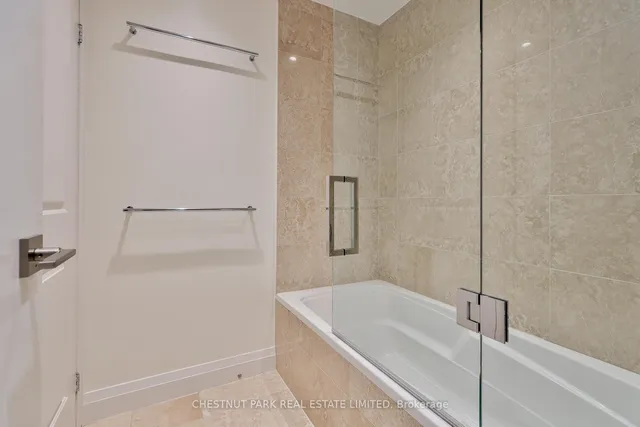 Additional image 18 of 25 Scrivener Sq Unit 201