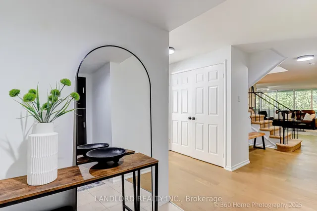 Additional image 6 of 360 Bloor St Unit 207