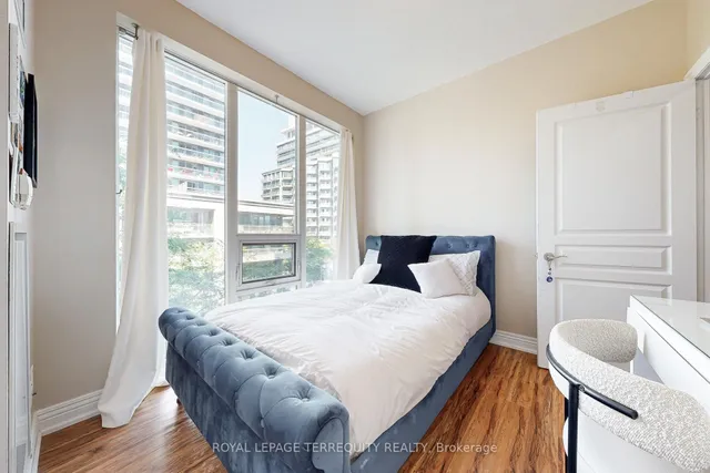 Additional image 19 of 58 Marine Parade Dr Unit 320