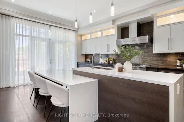 Additional image 12 of 316 Churchill Ave