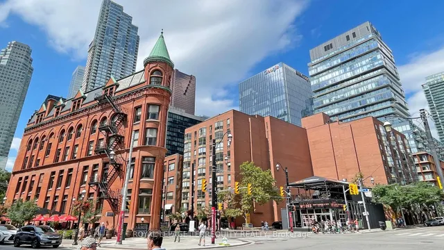 Additional image 29 of 30 Church St Unit 707