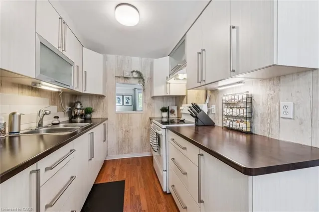 Additional image 18 of 700 Erinbrook Dr Unit 42