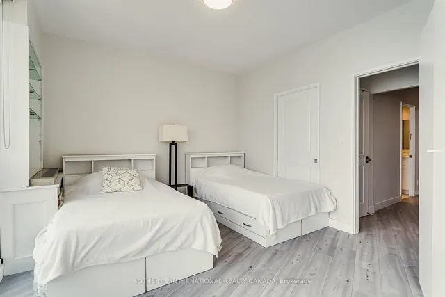 Additional image 30 of 33 Harbour Sq Unit 3408