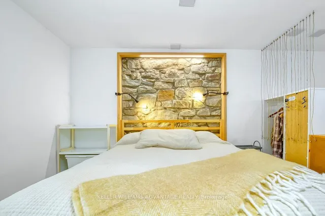 Additional image 39 of 32 Bartlett Ave