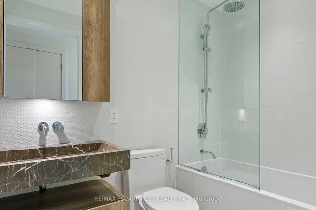 Additional image 23 of 11 Yorkville Ave Unit 2113