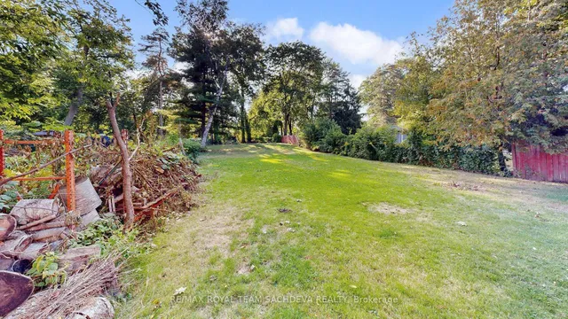 Additional image 46 of 34A Orchard Park Dr