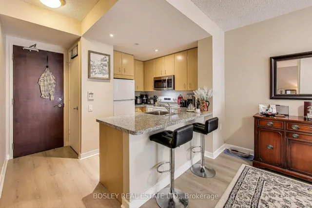 Additional image 8 of 85 Bloor St Unit 1007