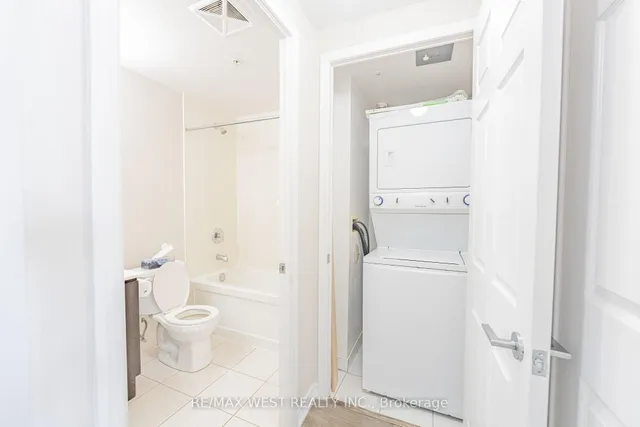 Additional image 18 of 15 James Finlay Way Unit 627