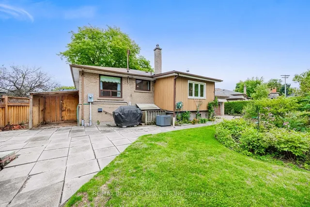 Additional image 38 of 8 Charnwood Rd