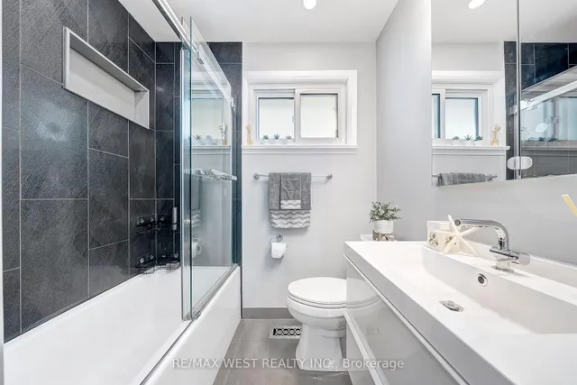 Additional image 19 of 48 Hamlyn Cres